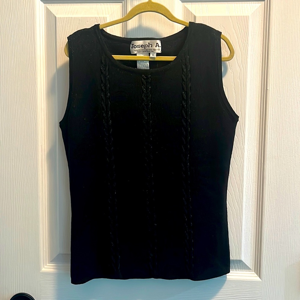 Joseph A sleeveless black silk and metallic lightweight black sweater size S